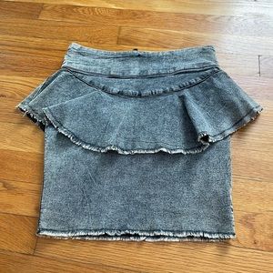 Jean skirt with ruffles